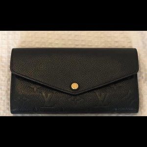 Louis Vuitton Sarah Wallet